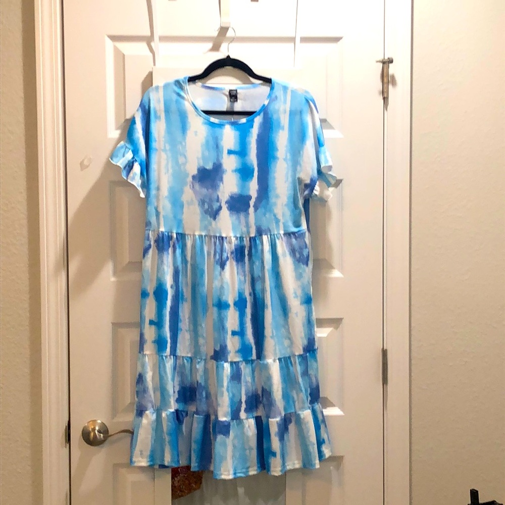 Shein curve tiered dress
